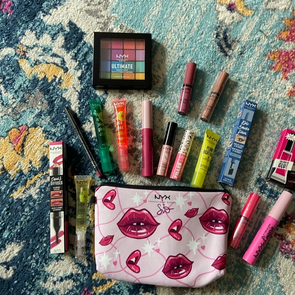 NYX Makeup Products (Mascara, lip glosses, eyeshadow, lip liners, eyebrows, etc) - Picture 6 of 7